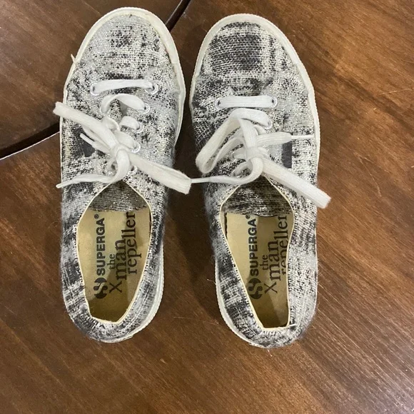 Superga Shoes - Picture 2 of 9